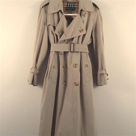 burberry trench with removable liner|Burberry trench coat collar strap.